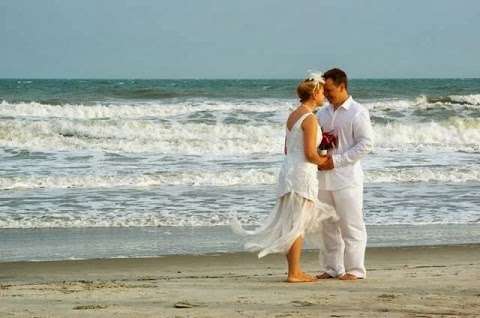 Photo: Caloundra Beach Weddings